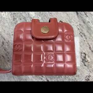 Chanel wrist wallet patent leather